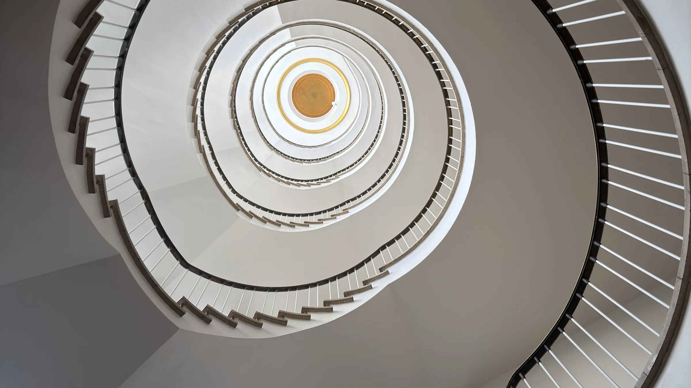 The flights of stairs in the Nordsternhaus, Rathausstraße 13