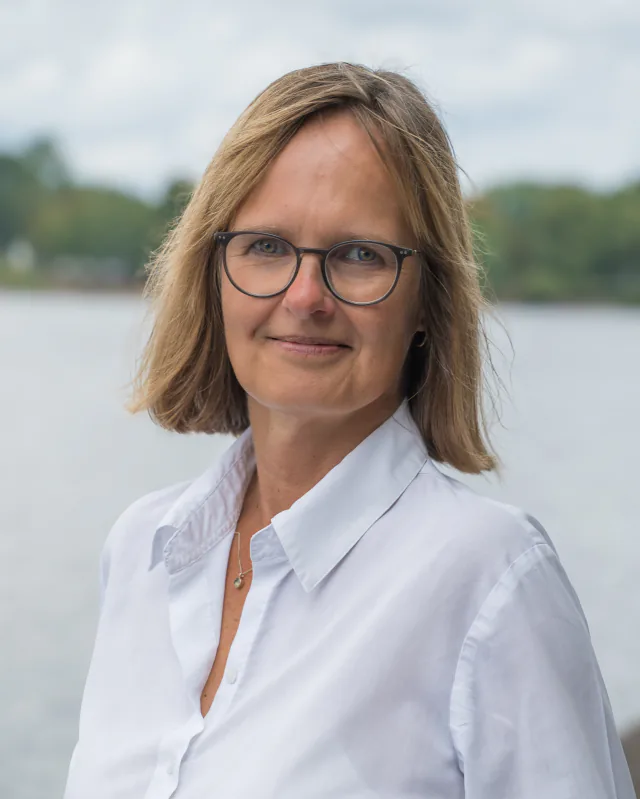 Ulrike Delamotte, Assistenz